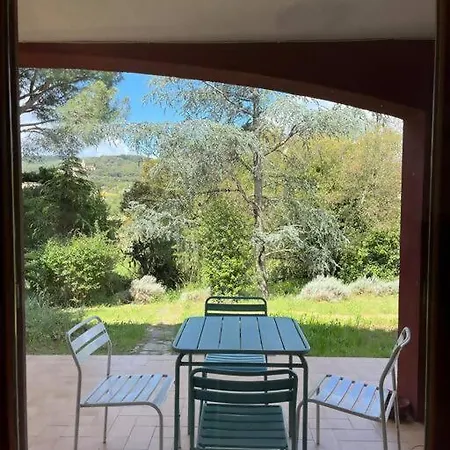 Hébergement de vacances F R A U D E